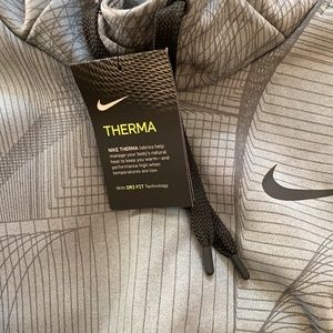 Nike Therma Men’s Large Dri Fit Hoodie